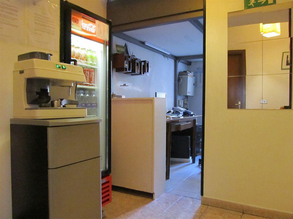 Hotel Gambara Milan Bagian luar foto
