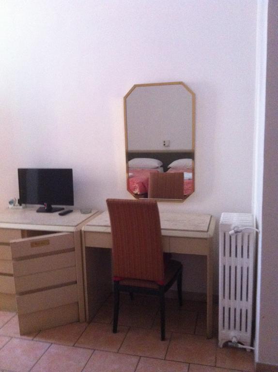 Hotel Gambara Milan Bagian luar foto